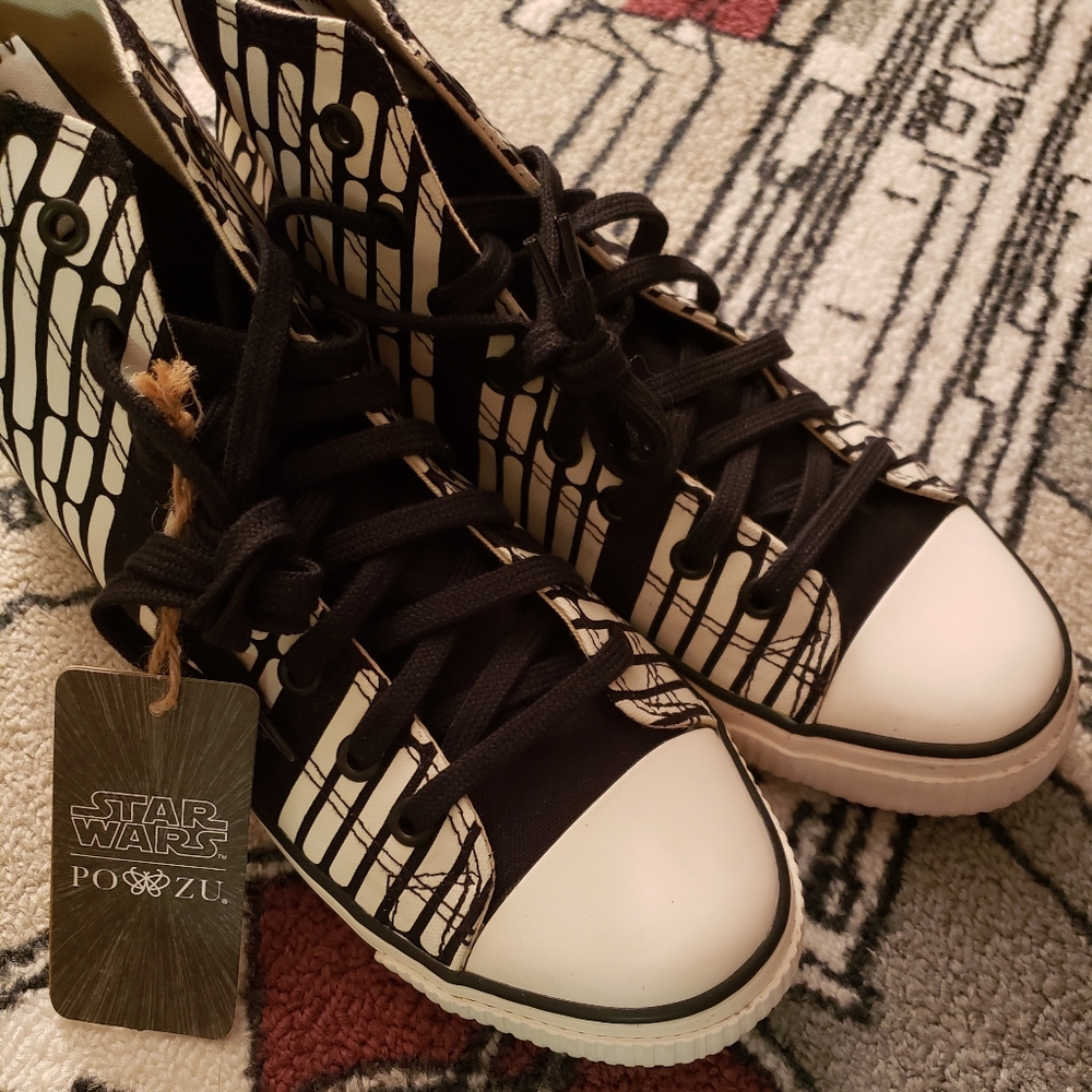 Women's Star Wars Po-Zu Shoes Size 8